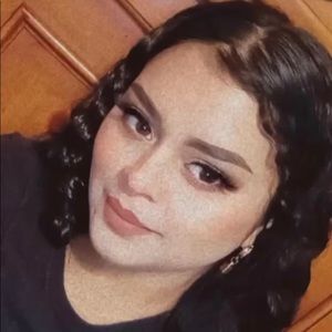 Meet your Posher, Viviana